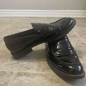 VAGABOND Patent Loafers- 40 EU